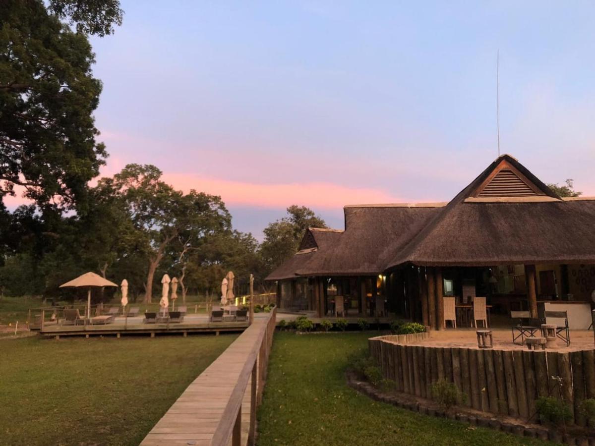 Fathala Wildlife Reserve Toubakouta Exterior photo